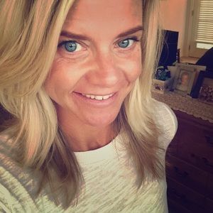 Meet your Posher, Carrie